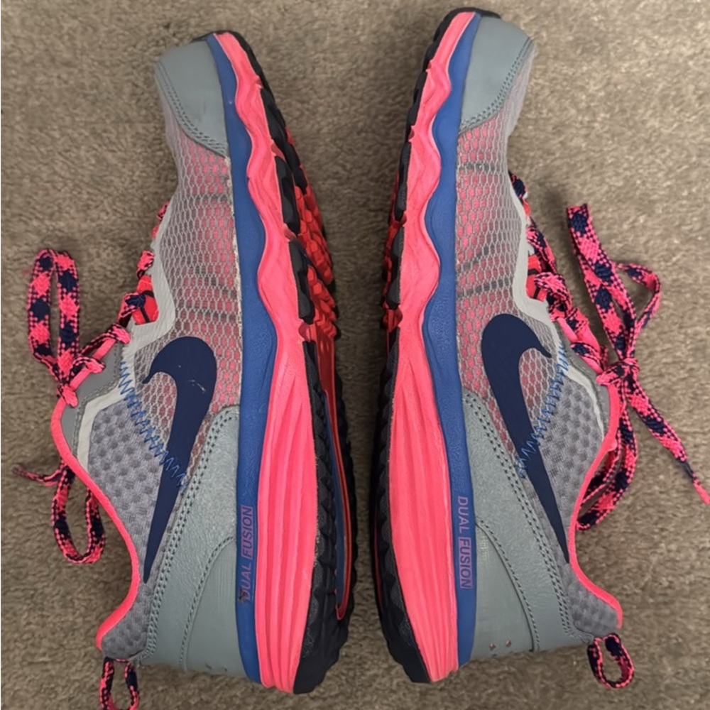 Nike Dual Fusion